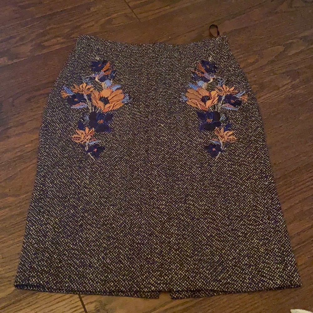 Anthropologie skirt. Only worn once.